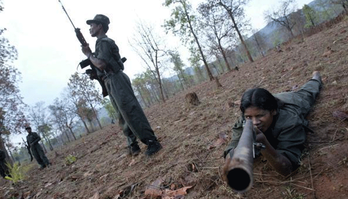 2bsfmenkilled4injuredinnaxalencounterinchhattisgarh